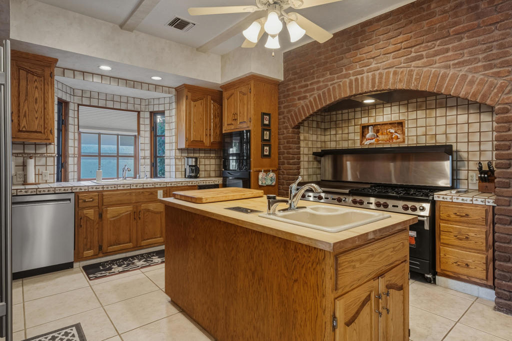 Residential for sale at 11019 Muirfield Drive, Rancho Mirage CA featuring 4 beds and 5 baths