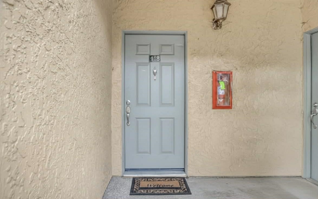 Residential for sale at 735 Watson Canyon Ct 118, San Ramon CA featuring 1 bed and 1 bath