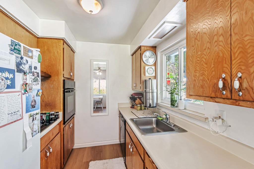 Residential Income for sale at 2048 Donald Dr, Moraga CA