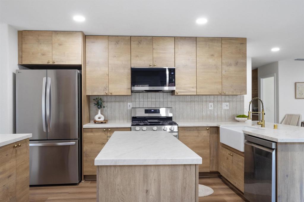 Residential Lease for rent at 4350 Point Reyes Ct, Carlsbad CA featuring 4 beds and 3 baths