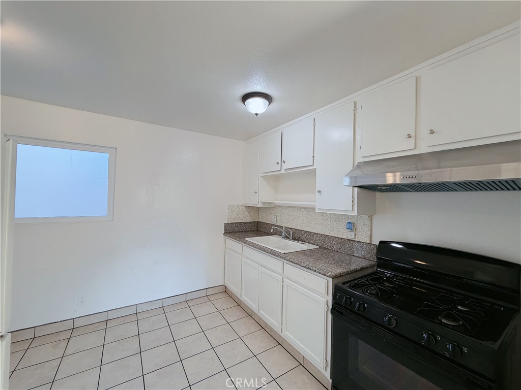 Residential Lease for rent at 621 Leonard 1/2, Los Angeles, Los Angeles County CA featuring 2 beds and 1 bath