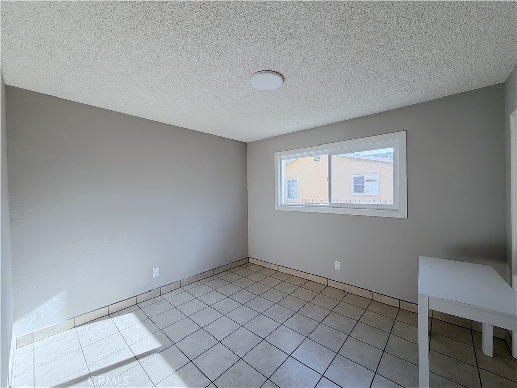 Residential Lease for rent at 623 Leonard, Los Angeles, Los Angeles County CA featuring 2 beds and 1 bath