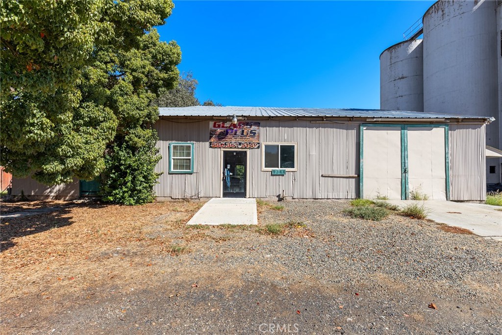 Residential for sale at 9344 Midway, Durham CA featuring 4 beds and 9 baths