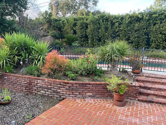 Residential Lease for rent at 1943 Tondolea Lane, La Canada Flintridge CA featuring 4 beds and 4 baths