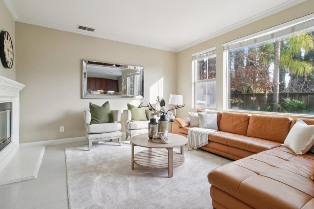 Active for sale at San Jose, CA, San Jose, CA CA and 3 baths