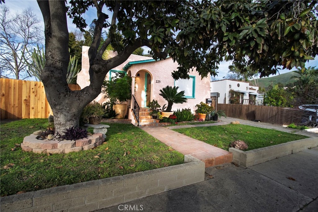 Residential for sale at 225 Barry, Ventura CA featuring 2 beds and 1 bath