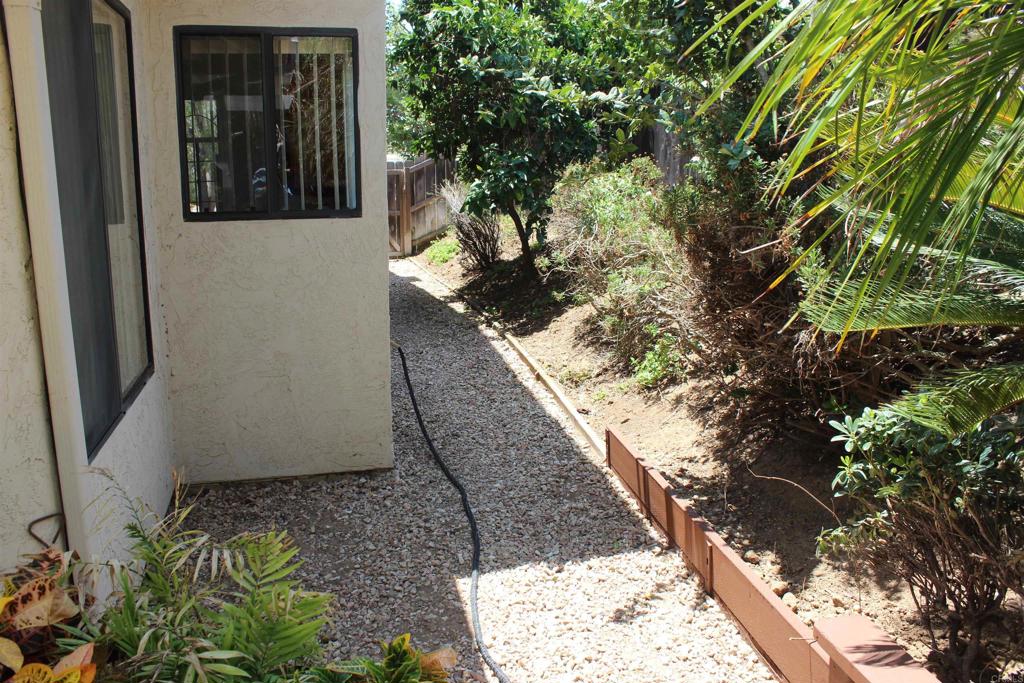 Residential Lease for rent at 1760 Harold Road, Escondido CA featuring 3 beds and 2 baths