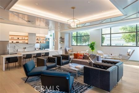 Residential Lease for rent at 400 S Broadway 2710, Los Angeles, Los Angeles County CA featuring 2 beds and 2 baths