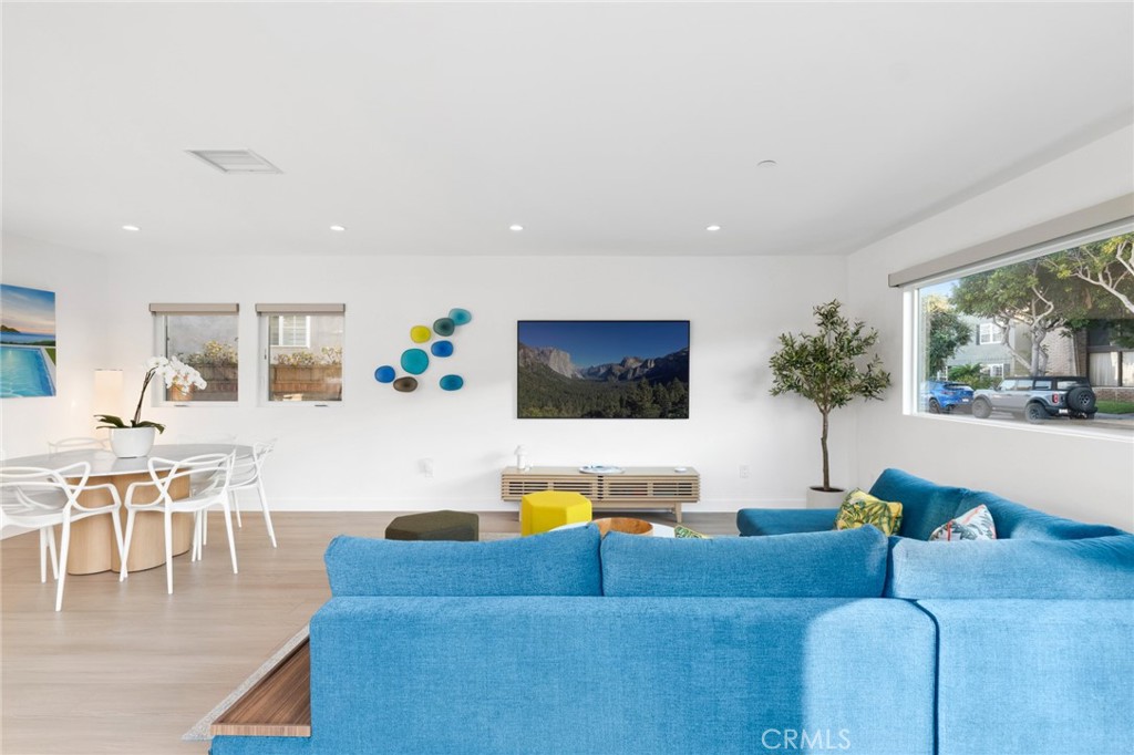 Residential Lease for rent at 1576 E Ocean Boulevard, Newport Beach CA featuring 4 beds and 3 baths