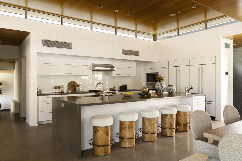 Residential for sale at 42055 Indian Trail, Rancho Mirage CA featuring 7 beds and 7 baths