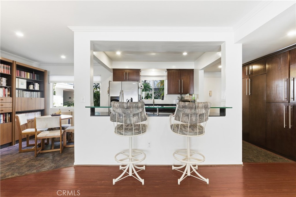 Active for sale at Los Angeles, CA, Los Angeles, CA CA and 1 bath