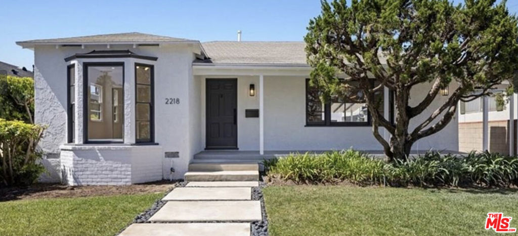 Residential Income for sale at 2218 24thh, Santa Monica CA and 6 baths