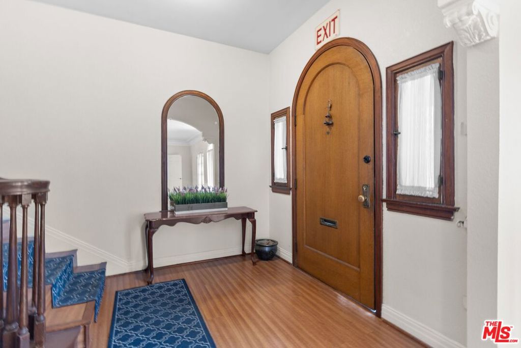 Residential Lease for rent at 727 Crenshaw Boulevard, Los Angeles, Los Angeles County CA featuring 5 beds and 3 baths