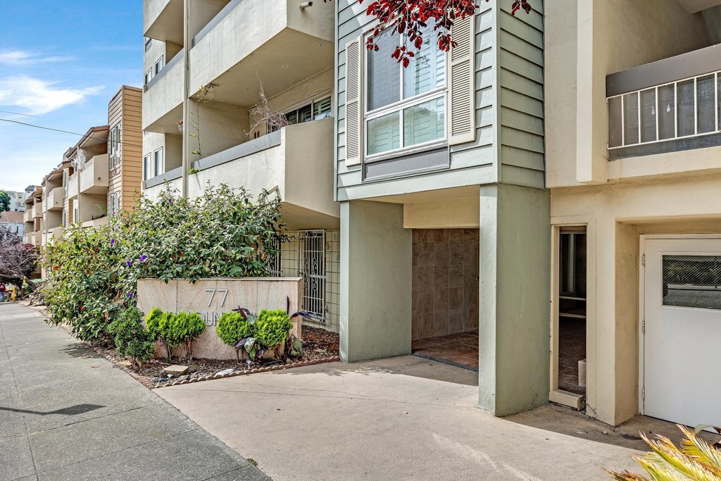 Residential for sale at 77 Fairmount Ave 220, Oakland CA featuring 2 beds and 2 baths