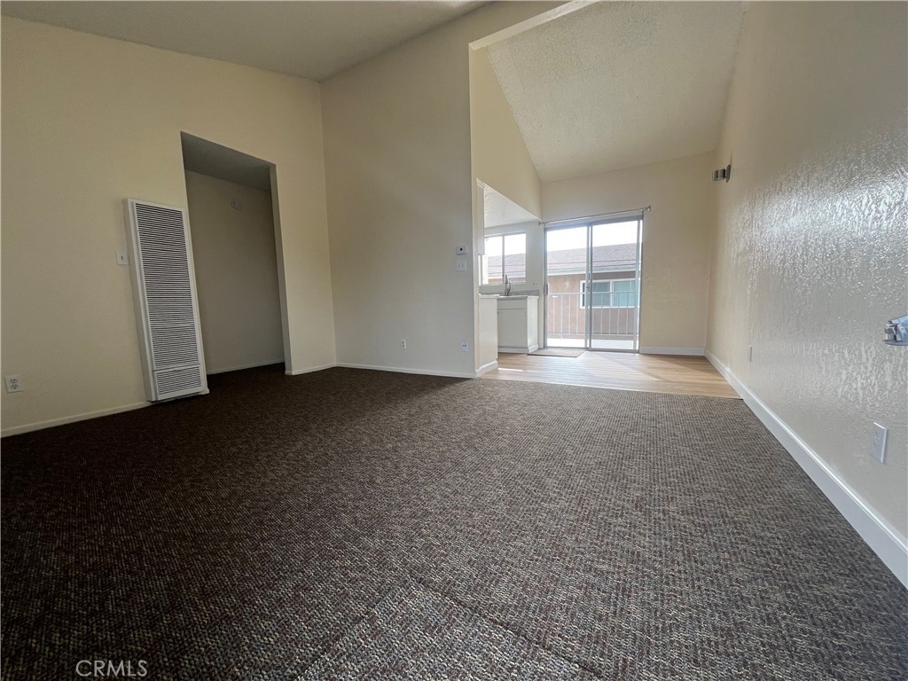 Residential Lease for rent at 2014 Maple, Costa Mesa CA featuring 2 beds and 2 baths