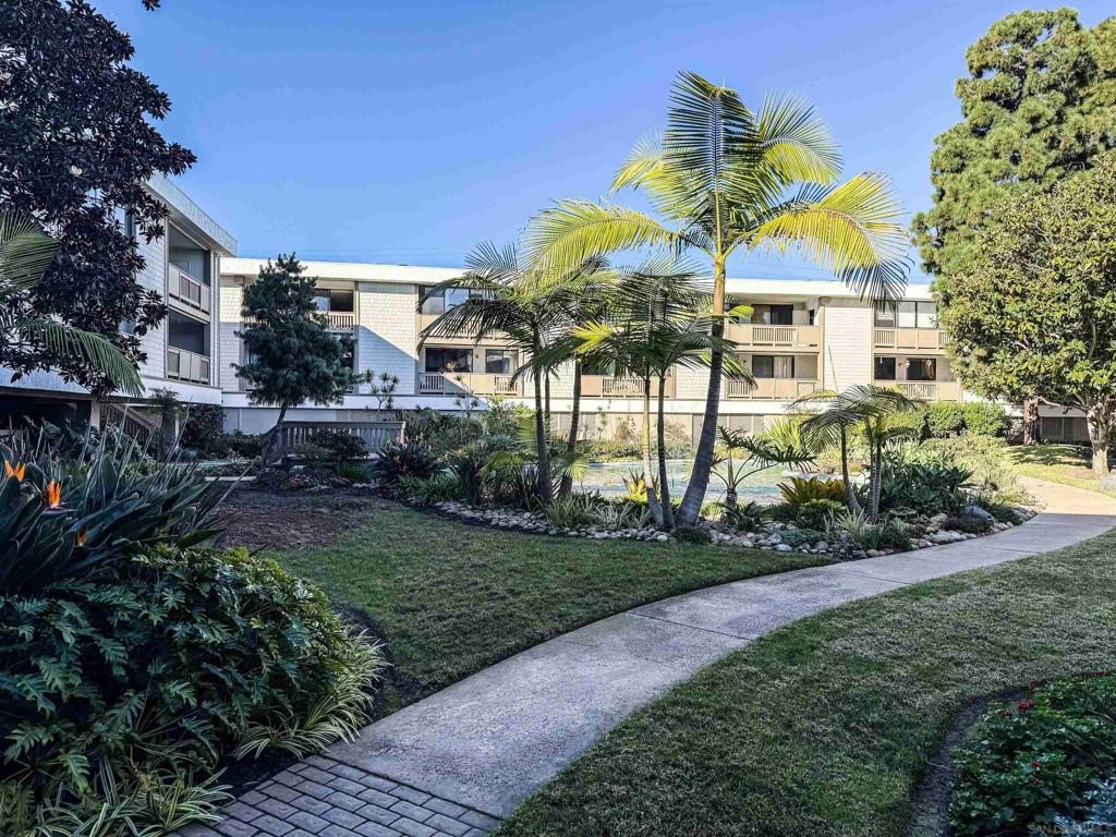 Residential Lease for rent at 3098 Rue Dorleans 210, San Diego, San Diego County CA featuring 1 bed and 1 bath