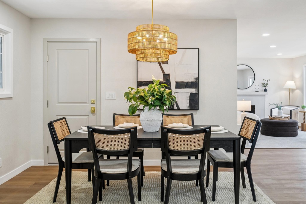 Residential for sale at 31286 31286 Santa Rita Way, Union City CA featuring 3 beds and 2 baths