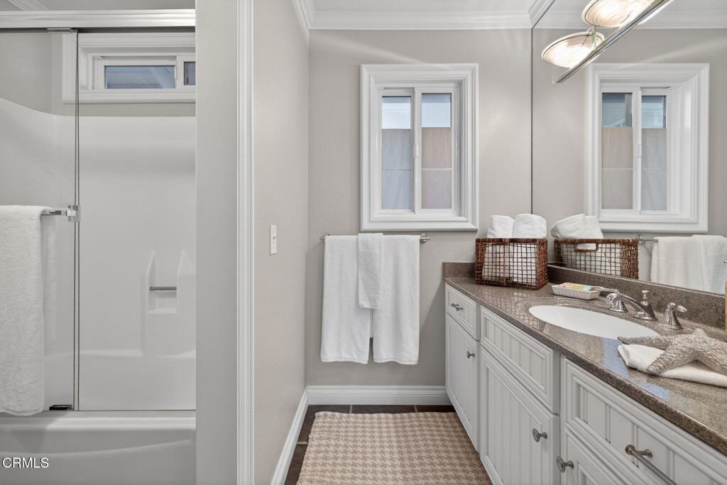 Residential for sale at 2931 Miramar Court, Oxnard CA featuring 3 beds and 2 baths