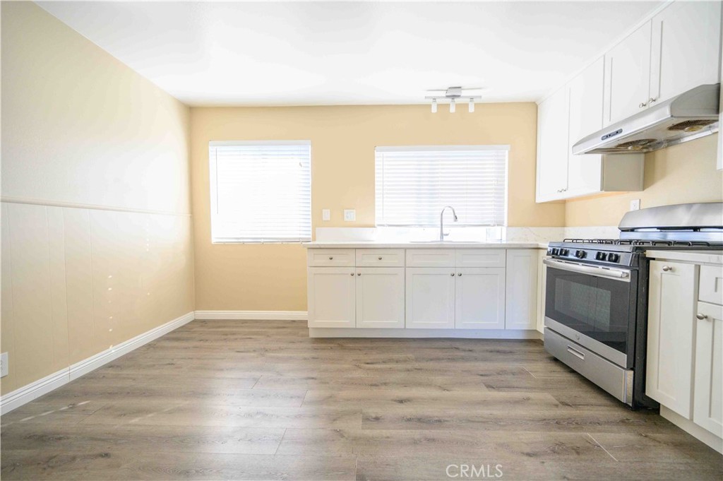 Residential Lease for rent at 738 S Chapel Avenue 13, Alhambra CA featuring 2 beds and 1 bath