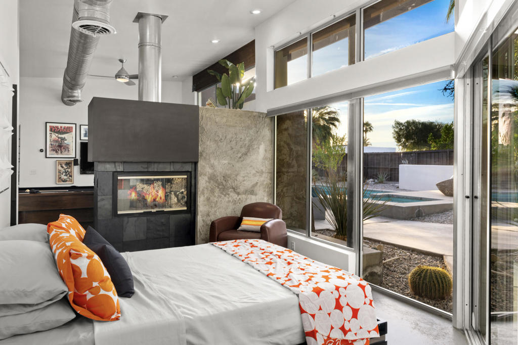 Residential for sale at 2555 N Junipero Avenue, Palm Springs CA featuring 3 beds and 3 baths