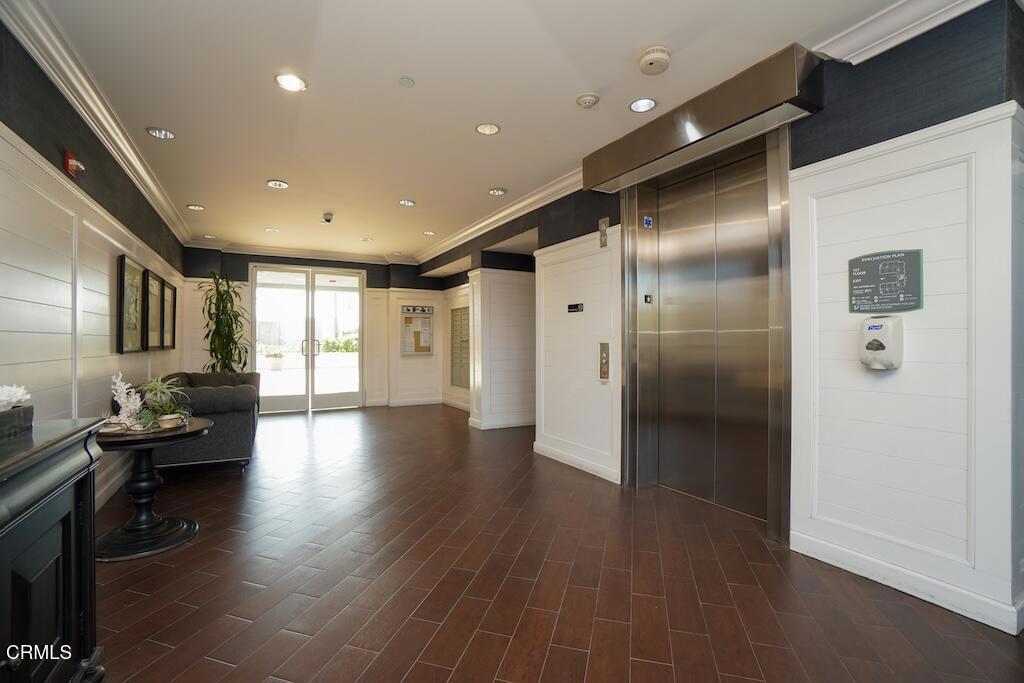 Residential for sale at 1901 S Victoria Avenue 115, Oxnard CA featuring 1 bed and 1 bath