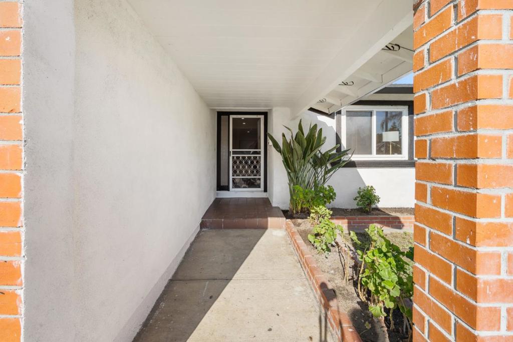 Residential for sale at 3083 Nightingale Place, Fremont CA featuring 3 beds and 2 baths