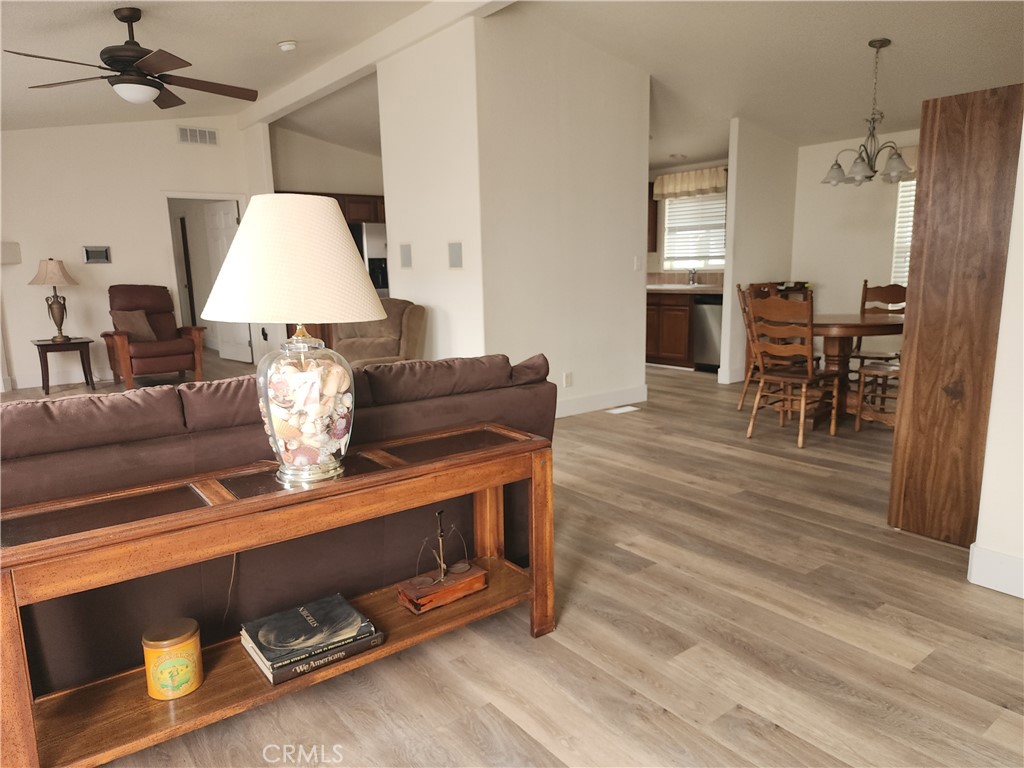 Manufactured In Park for sale at 310 Magpie, Fountain Valley CA featuring 3 beds and 2 baths