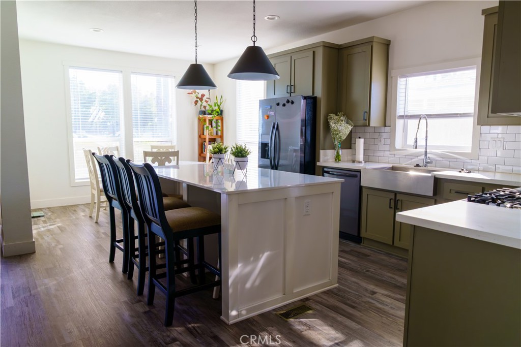 Manufactured In Park for sale at 5800 Hamner Ave #320, Eastvale CA featuring 3 beds and 2 baths