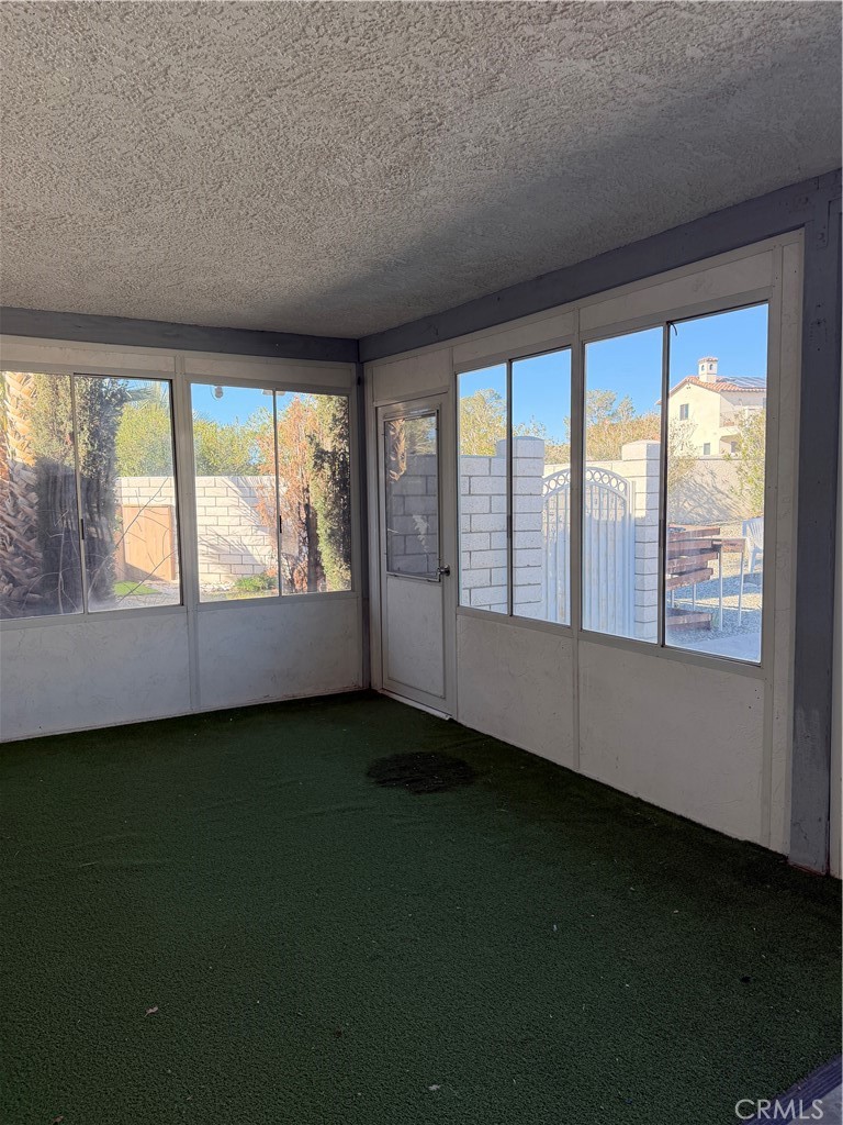 Residential Lease for rent at 17712 Siskiyou Road, Apple Valley, San Bernardino County CA featuring 4 beds and 2 baths