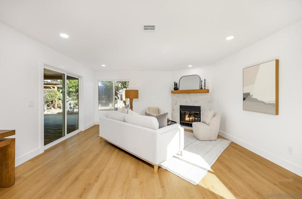 Residential for sale at 10935 Avenida Del Gato, San Diego CA featuring 4 beds and 2 baths