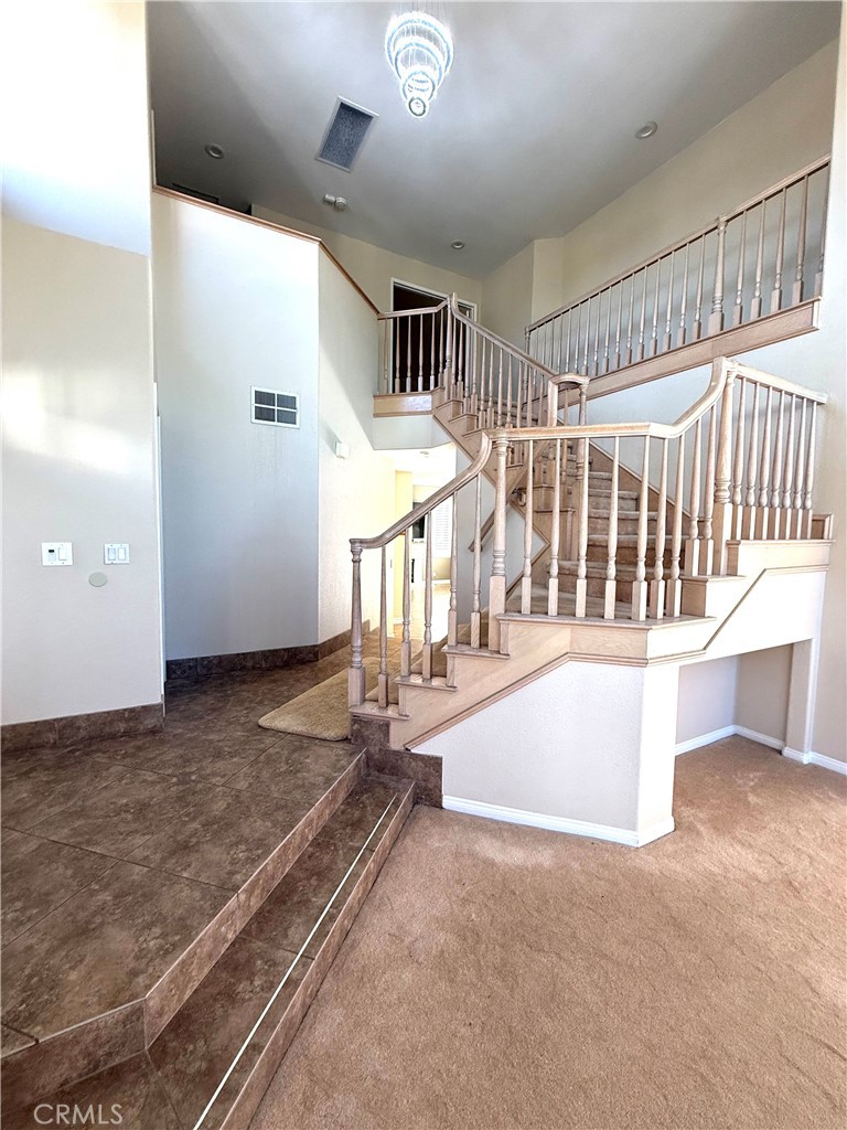 Residential Lease for rent at 1053 Regatta, Costa Mesa CA featuring 4 beds and 3 baths