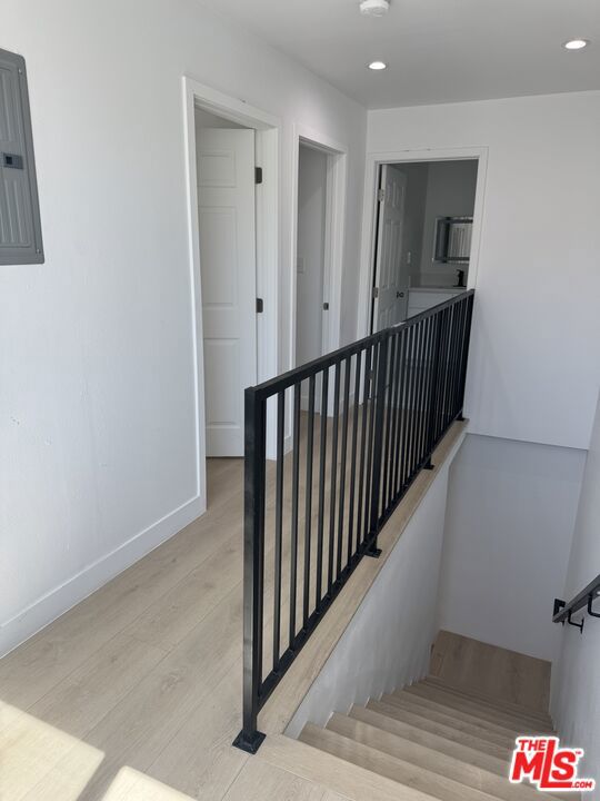 Residential Lease for rent at 4134 Leimert Boulevard 1/2, Los Angeles, Los Angeles County CA featuring 3 beds and 2 baths