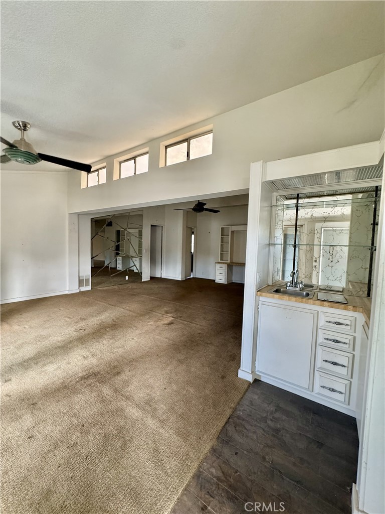 Manufactured In Park for sale at 118 Monte Carlo, Palm Desert CA featuring 2 beds and 2 baths