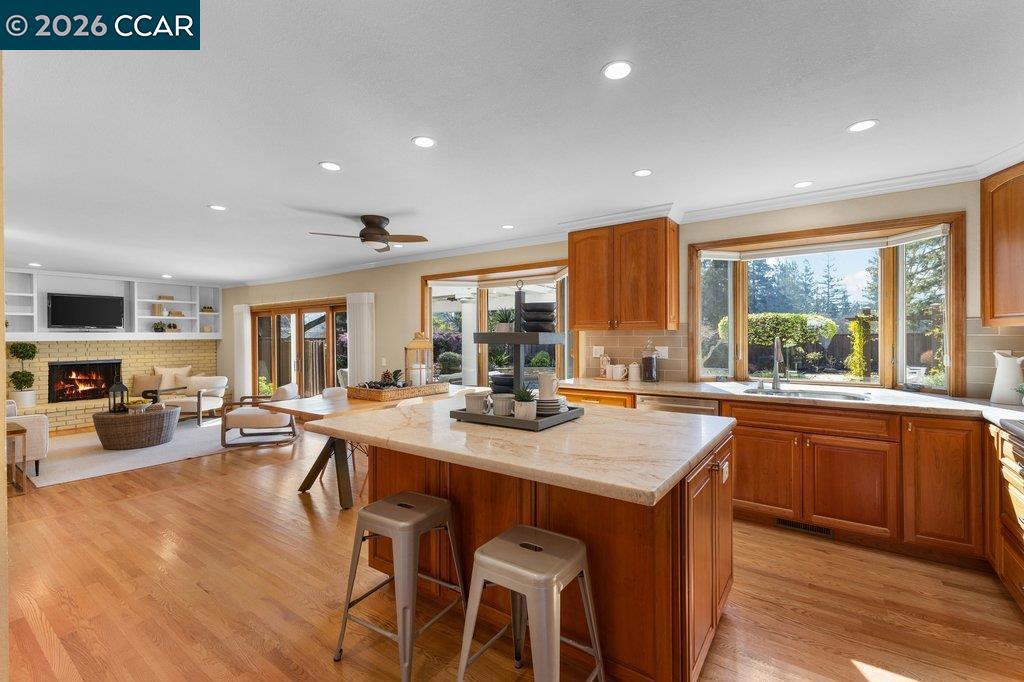 Residential for sale at 515 La Mancha Ct, Danville CA featuring 5 beds and 4 baths