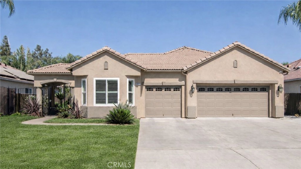 Residential for sale at 9564 N Larkspur, Fresno CA featuring 4 beds and 3 baths