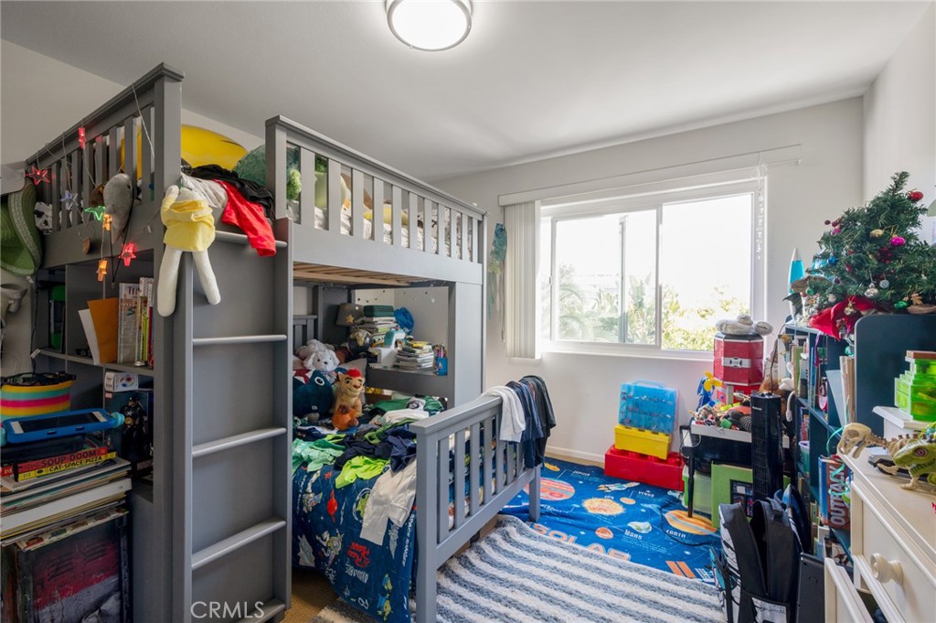 Residential for sale at 867 Aubrey Court 3, Hermosa Beach CA featuring 3 beds and 4 baths