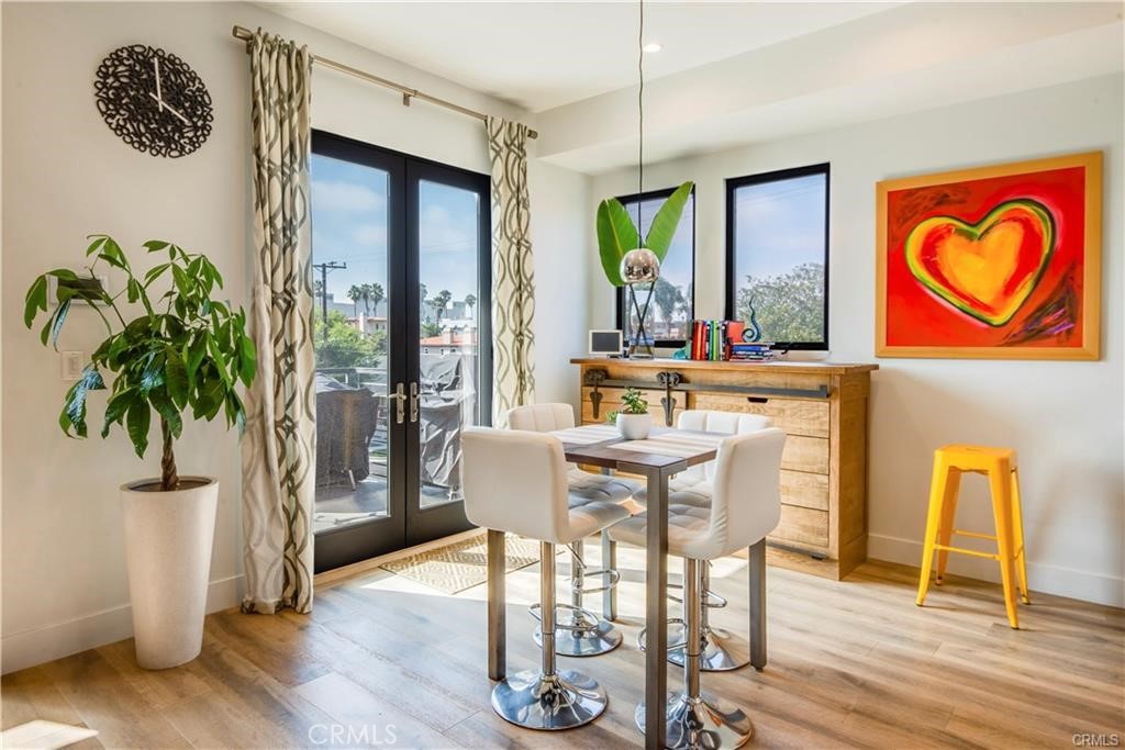 Residential Lease for rent at 700 Broadway, Redondo Beach CA featuring 4 beds and 4 baths