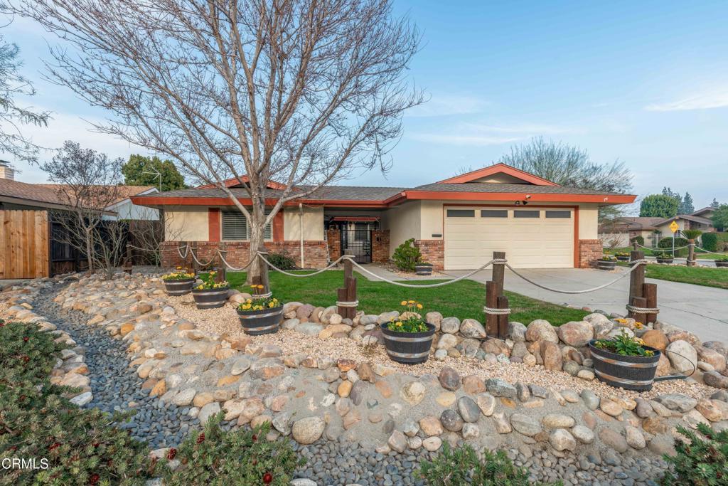 Residential for sale at 416 Bermuda Street, Bakersfield CA featuring 3 beds and 2 baths