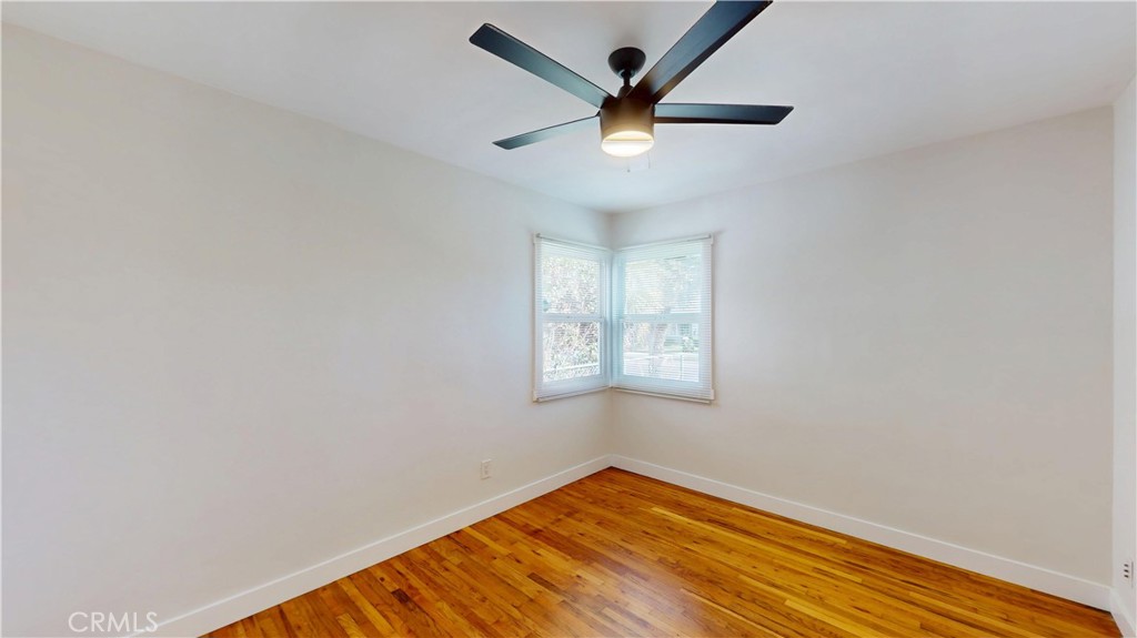 Residential Lease for rent at 907 1/2 Huntington Street, Huntington Beach CA featuring 3 beds and 2 baths