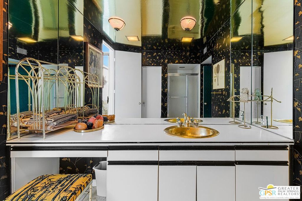 Residential for sale at 690 W Stevens Road, Palm Springs CA featuring 4 beds and 5 baths