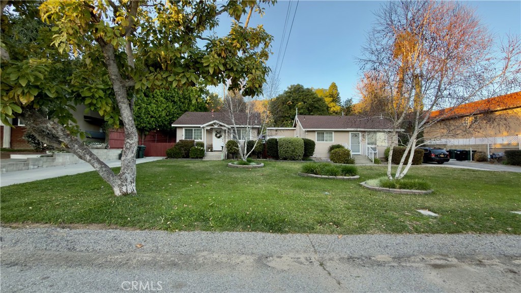 Residential for sale at 143 Esperanza, Sierra Madre CA featuring 1 bed and 1 bath