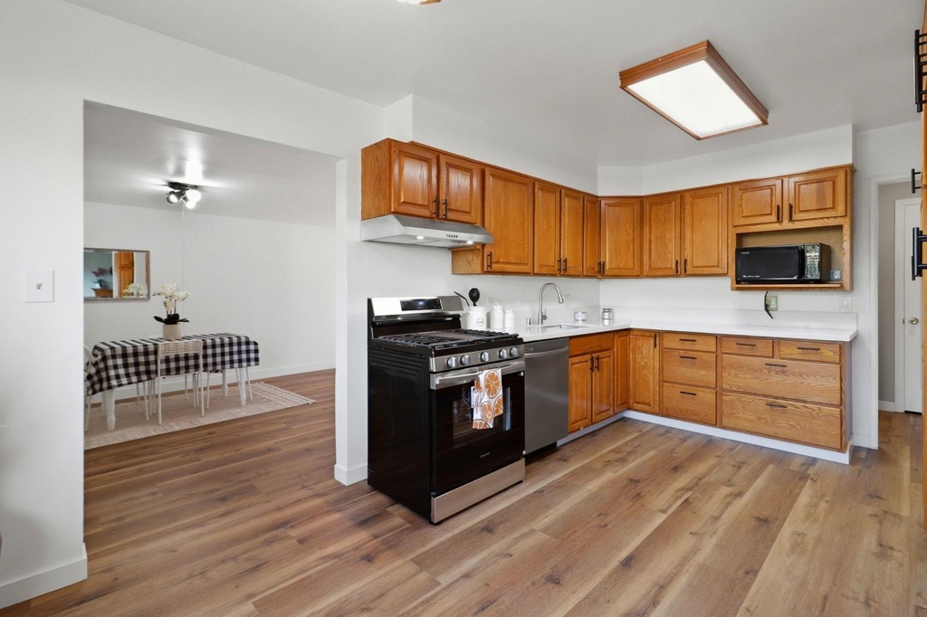 Residential for sale at 280 Calais Dr, Pinole CA featuring 4 beds and 2 baths