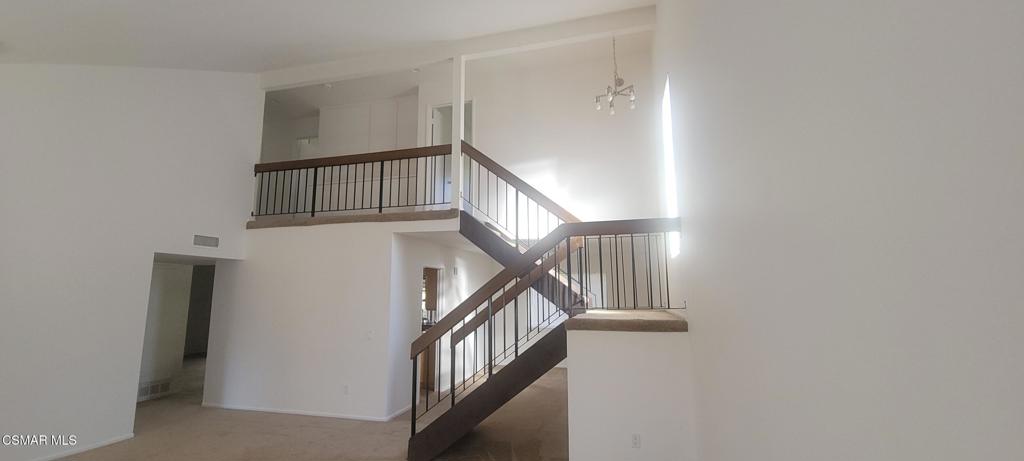 Residential Lease for rent at 611 Calle Del Sur, Thousand Oaks CA featuring 4 beds and 3 baths