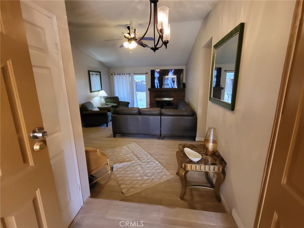 Residential Lease for rent at 44025 Glenraven, Lancaster, Los Angeles County, CA featuring 3 beds and 2 baths