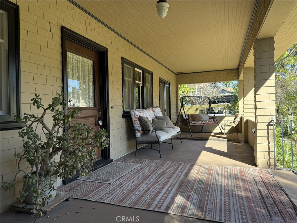 Residential Lease for rent at 1200 Cedar Avenue, Redlands CA featuring 5 beds and 3 baths