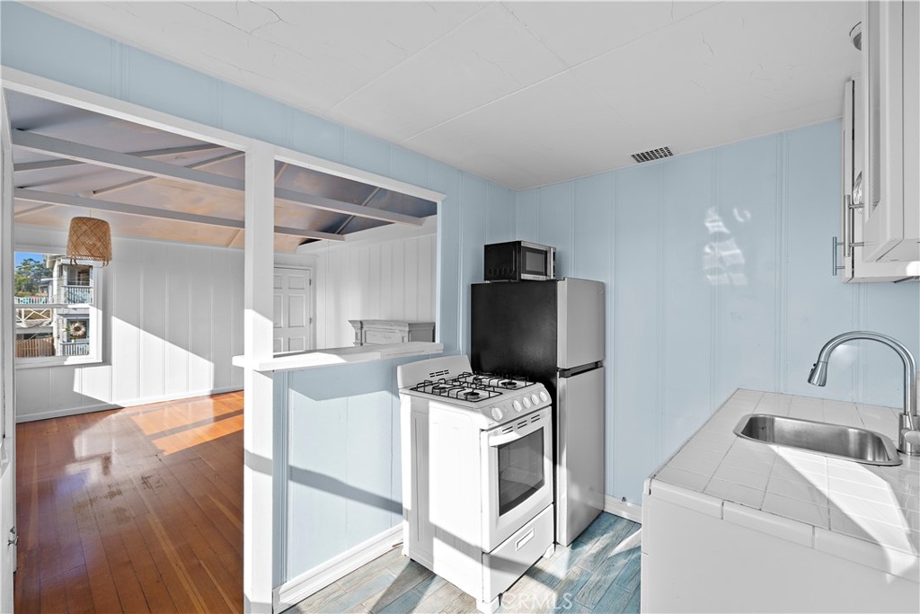 Residential Income for sale at 31692 3rd Avenue, Laguna Beach CA