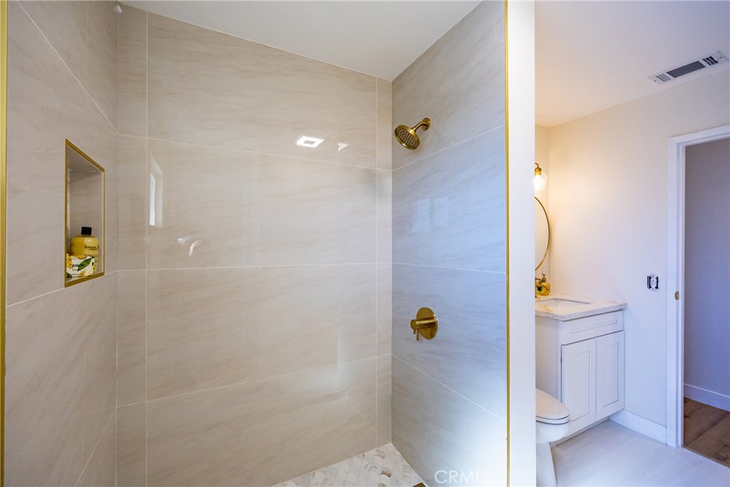 Residential for sale at 268 Camino Lobo, Paso Robles CA featuring 3 beds and 2 baths