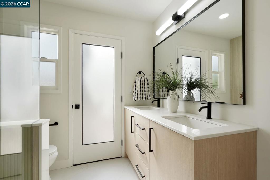 Residential for sale at 3233 3233 Lucas Circle, Lafayette CA featuring 4 beds and 4 baths