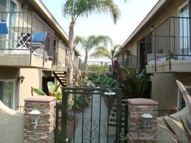 Residential Lease for rent at 1324 Iris Ave. 2, Imperial Beach CA featuring 2 beds and 1 bath
