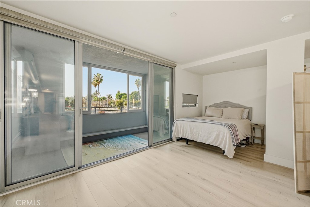 Residential for sale at 433 Pine 201, Long Beach CA featuring 1 bed and 1 bath